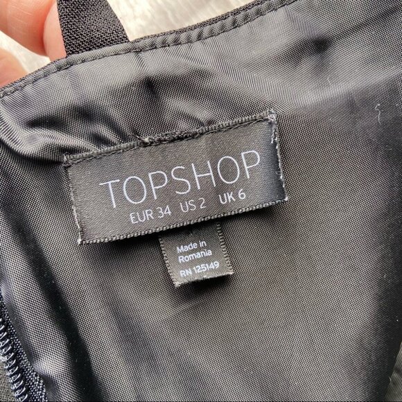 Topshop  Hanky Eyelet Halter Neck Romper in Black - Picture 9 of 10